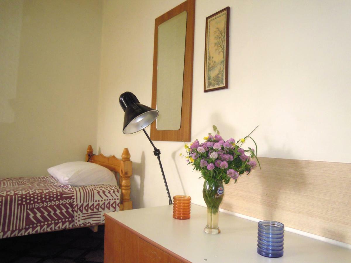 Angie'S Shared Villa Tam Tirana Exterior photo